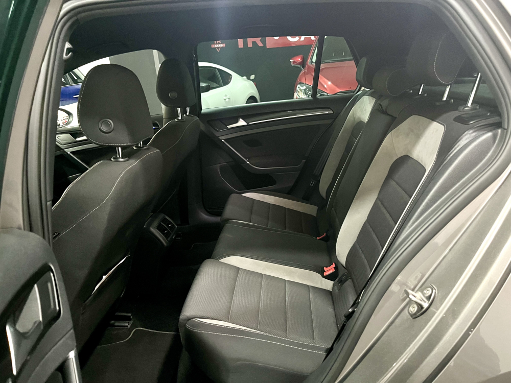 Volkswagen Golf VII R BMT 4Motion foto 18