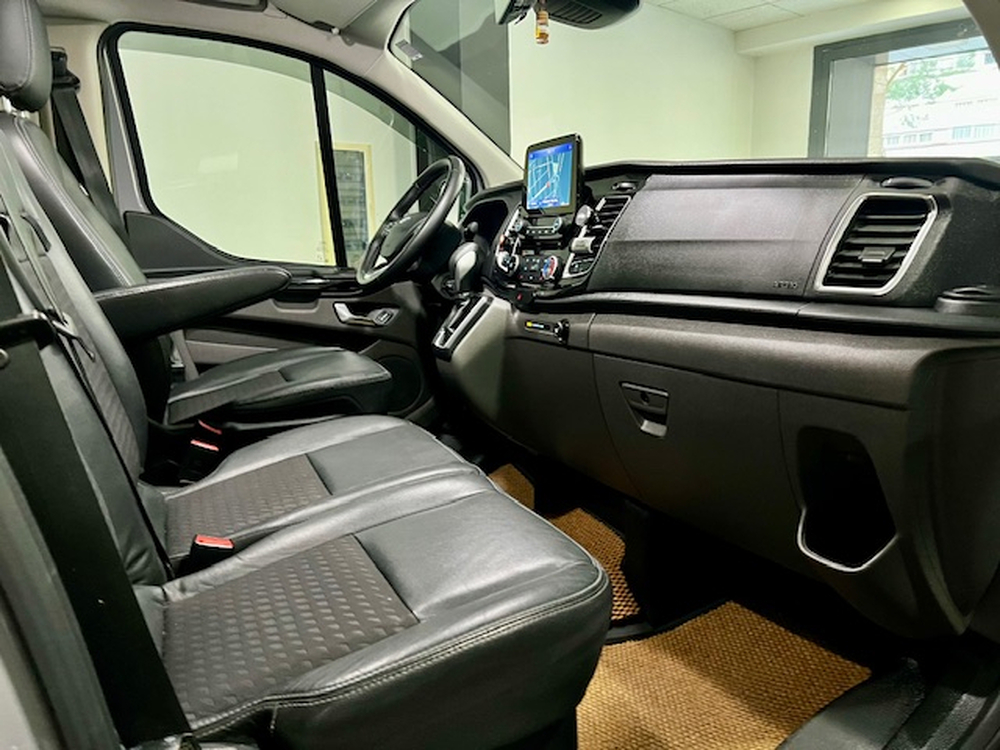 Ford Transit 310 L1 Tourneo Active foto 3