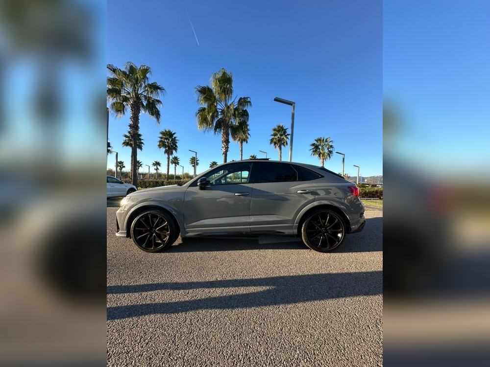 Audi RS Q3 Sportback 2.5 TFSI quattro foto 12