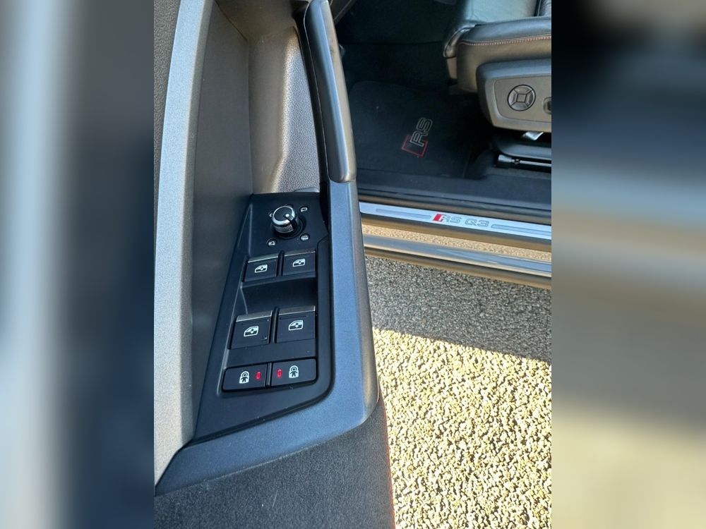 Audi RS Q3 Sportback 2.5 TFSI quattro foto 19