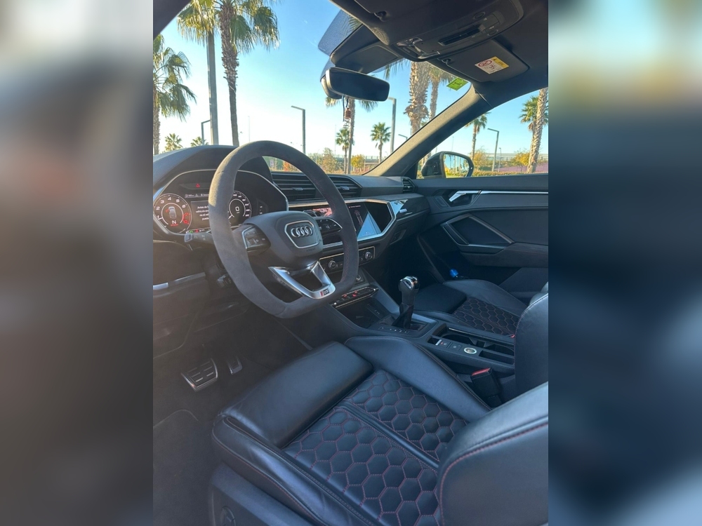 Audi RS Q3 Sportback 2.5 TFSI quattro foto 9