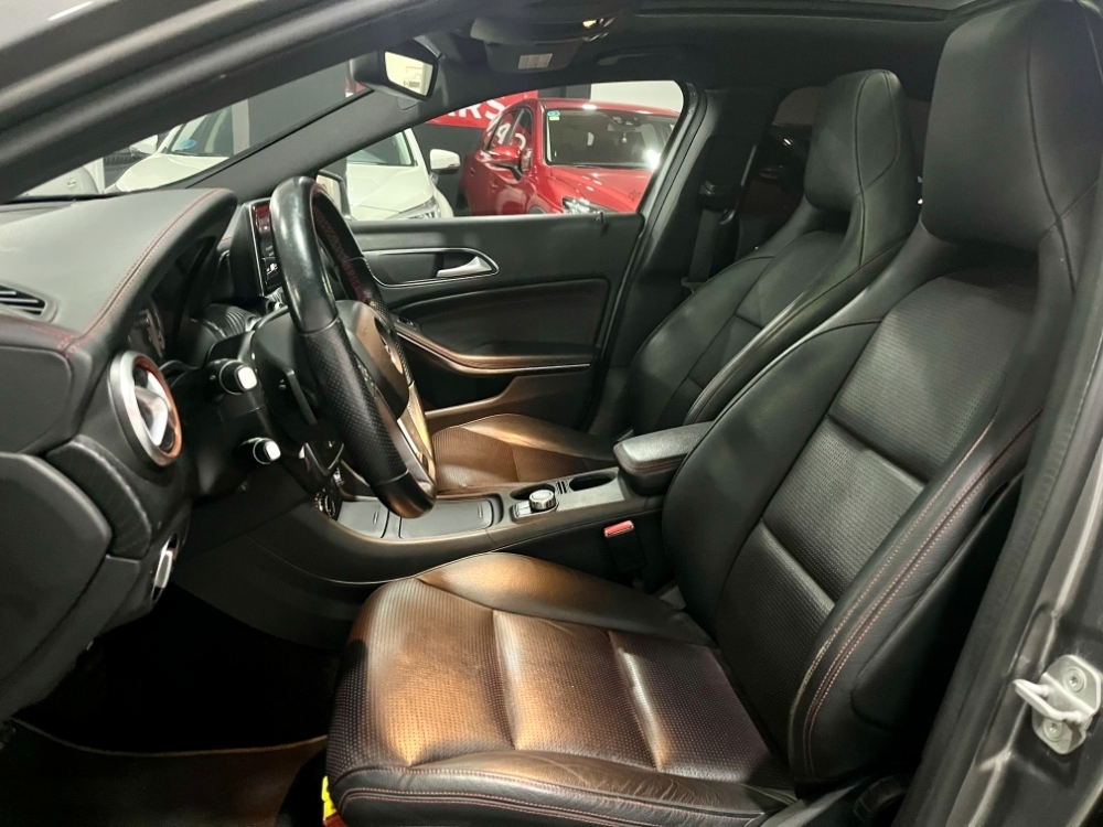 Mercedes-Benz Clase A A 200 CDI BlueEfficiency (176.001) foto 13