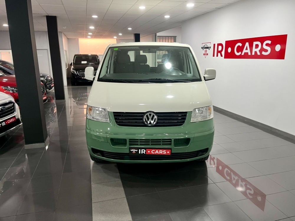 Volkswagen Transporter Furgón largo foto 13