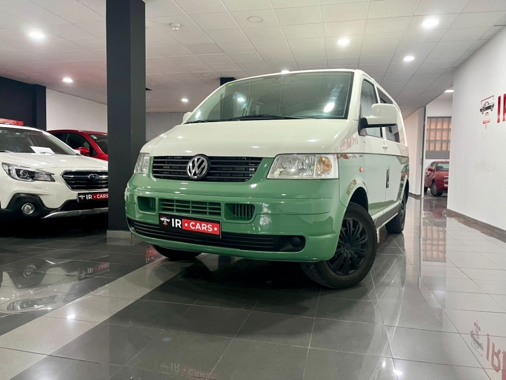 Volkswagen Transporter Furgón largo foto 14