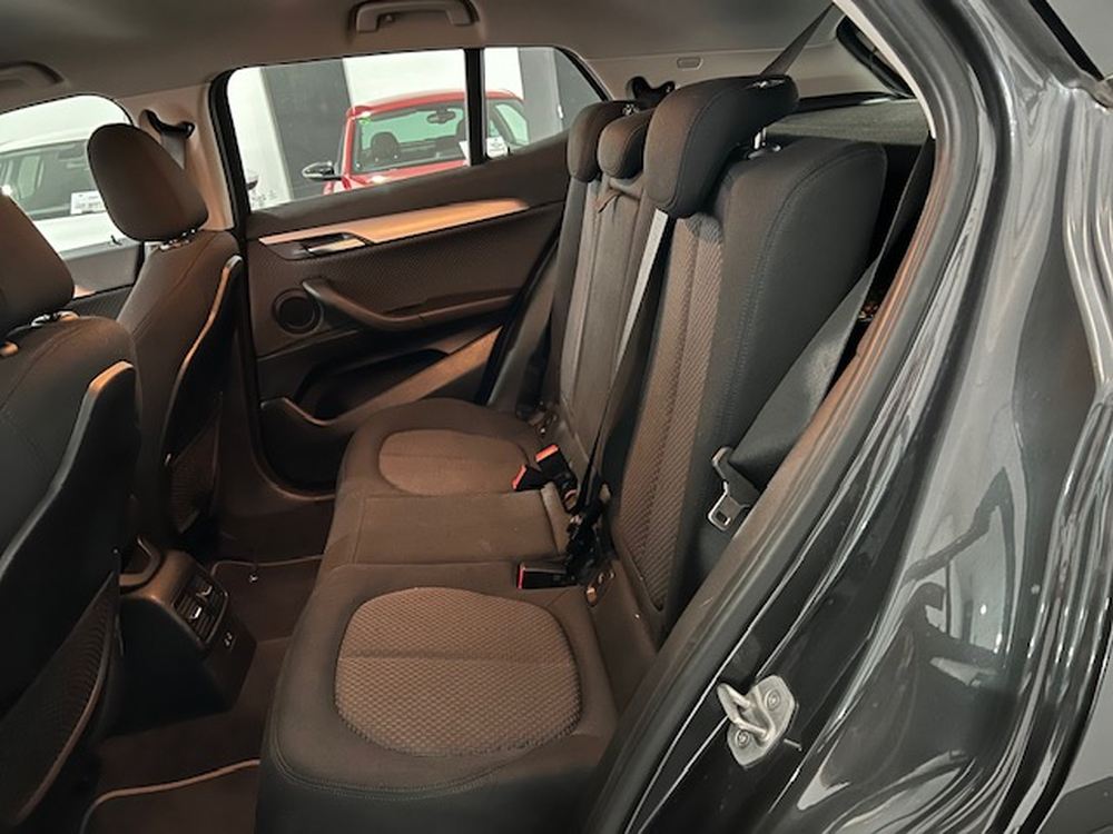 BMW Serie X2 sDrive 18d foto 15