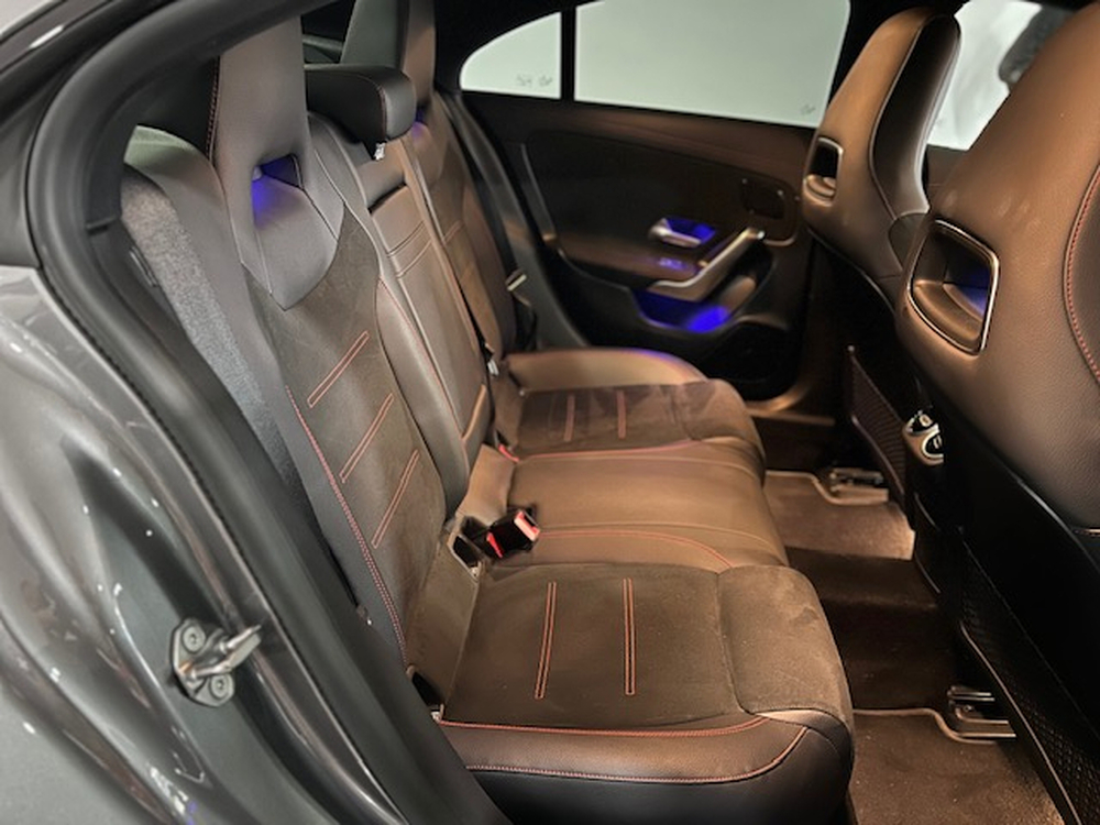 Mercedes-Benz Clase CLA CLA 200 (118.387) foto 22