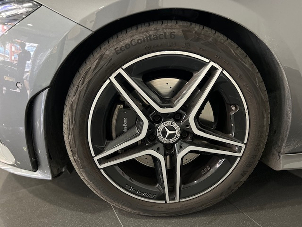 Mercedes-Benz Clase CLA CLA 200 (118.387) foto 8