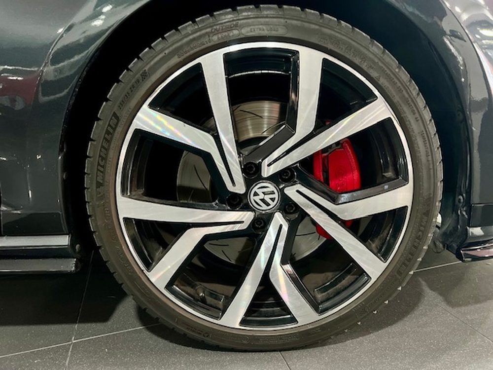 Volkswagen Golf VII GTI Clubsport BMT foto 10