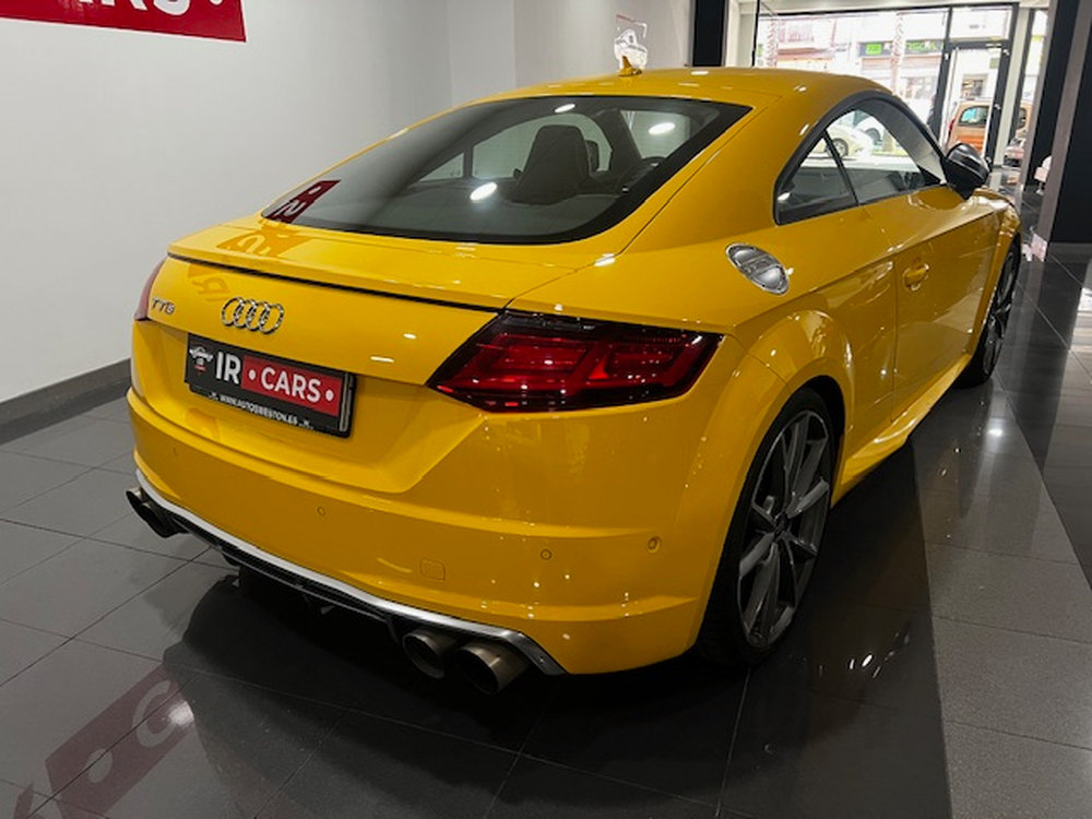 Audi TT TTS foto 14