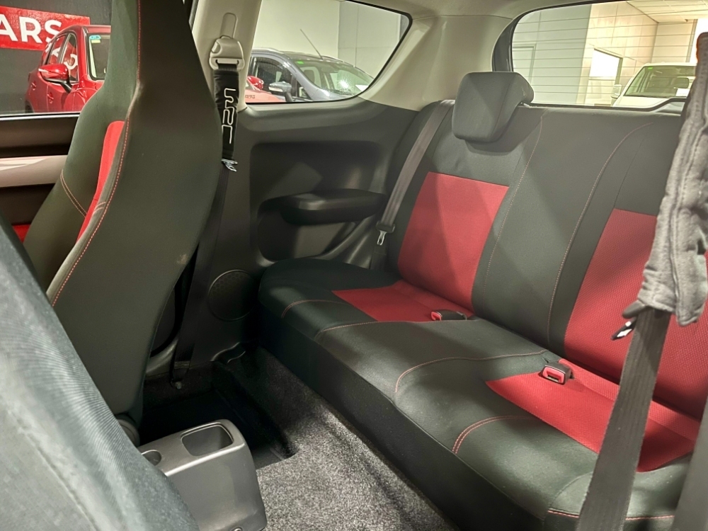 Suzuki Swift Sport foto 16