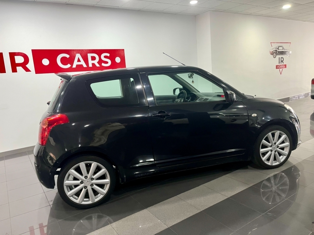 Suzuki Swift Sport foto 24