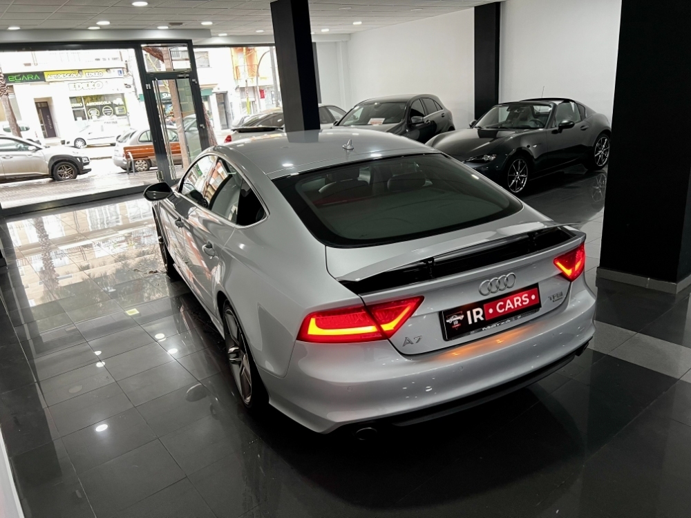 Audi A7 Sportback 3.0 TFSI quattro foto 14