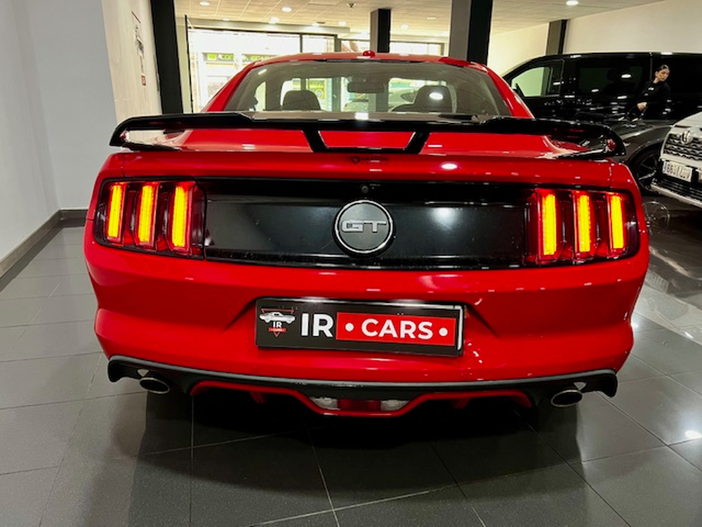 Ford Mustang GT foto 8