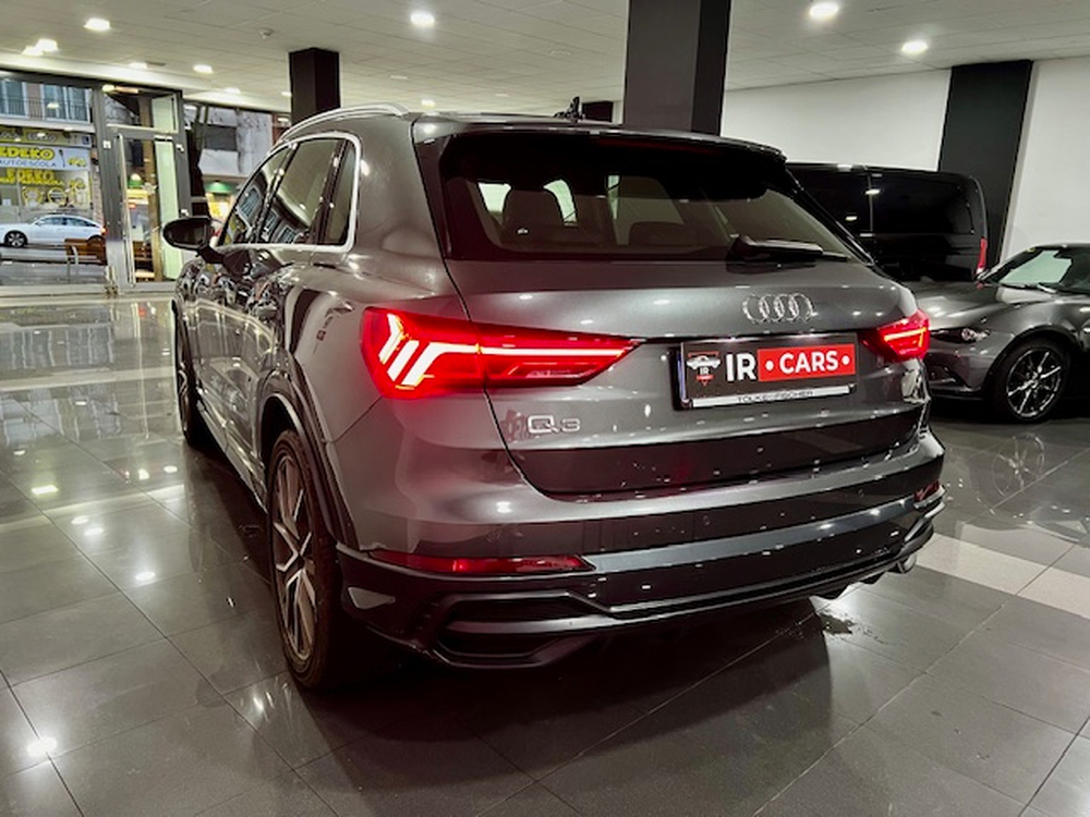 Audi Q3 35 TFSI S line foto 14