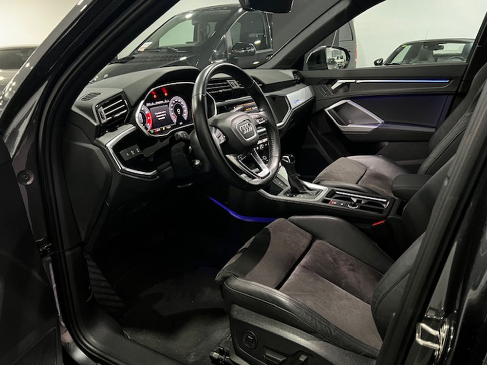 Audi Q3 35 TFSI S line foto 17