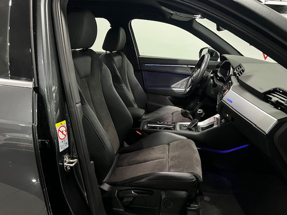 Audi Q3 35 TFSI S line foto 21