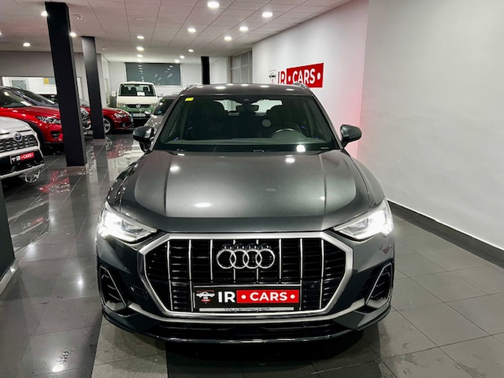 Audi Q3 35 TFSI S line foto 4