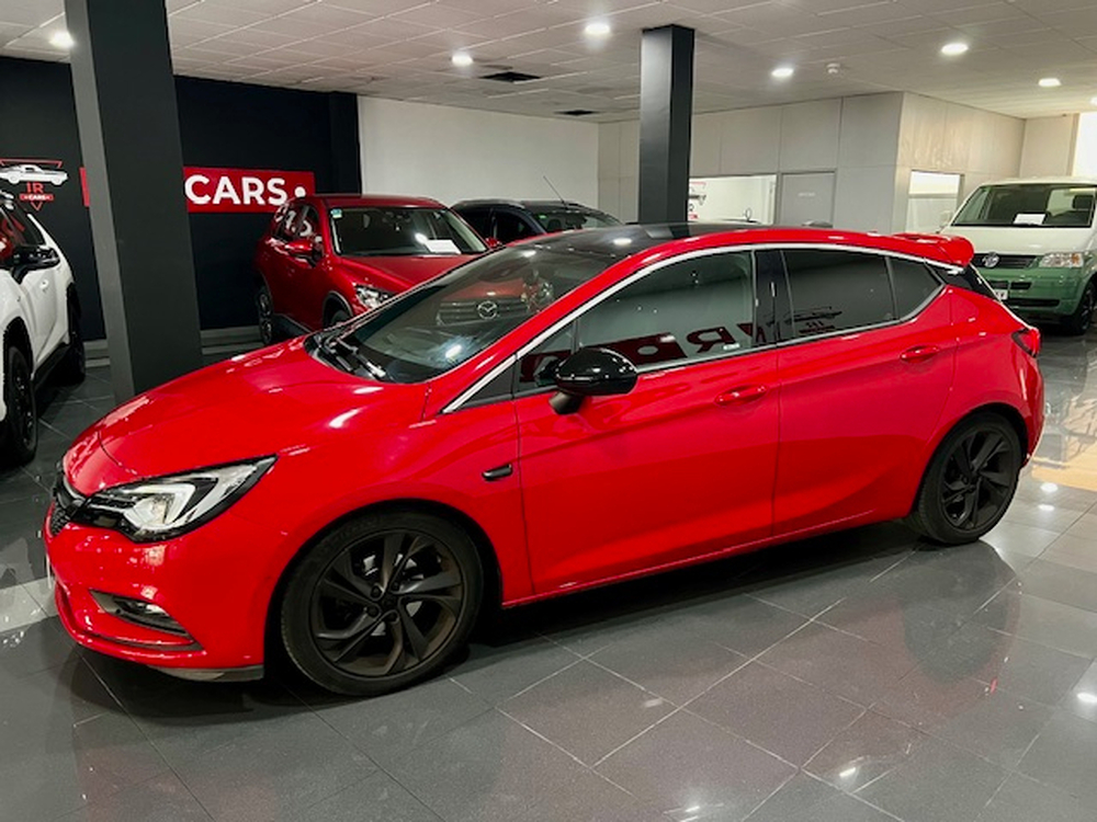 Opel Astra Dynamic foto 14