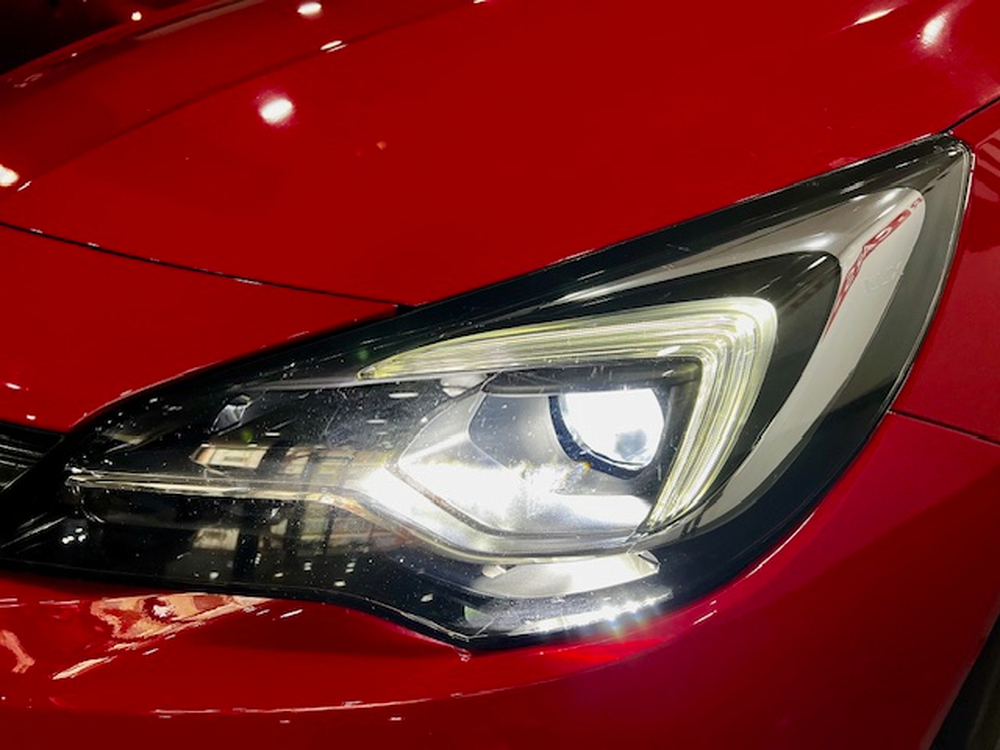 Opel Astra Dynamic foto 19