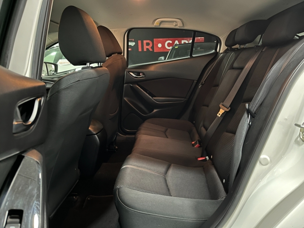 Mazda 3 Luxury foto 15