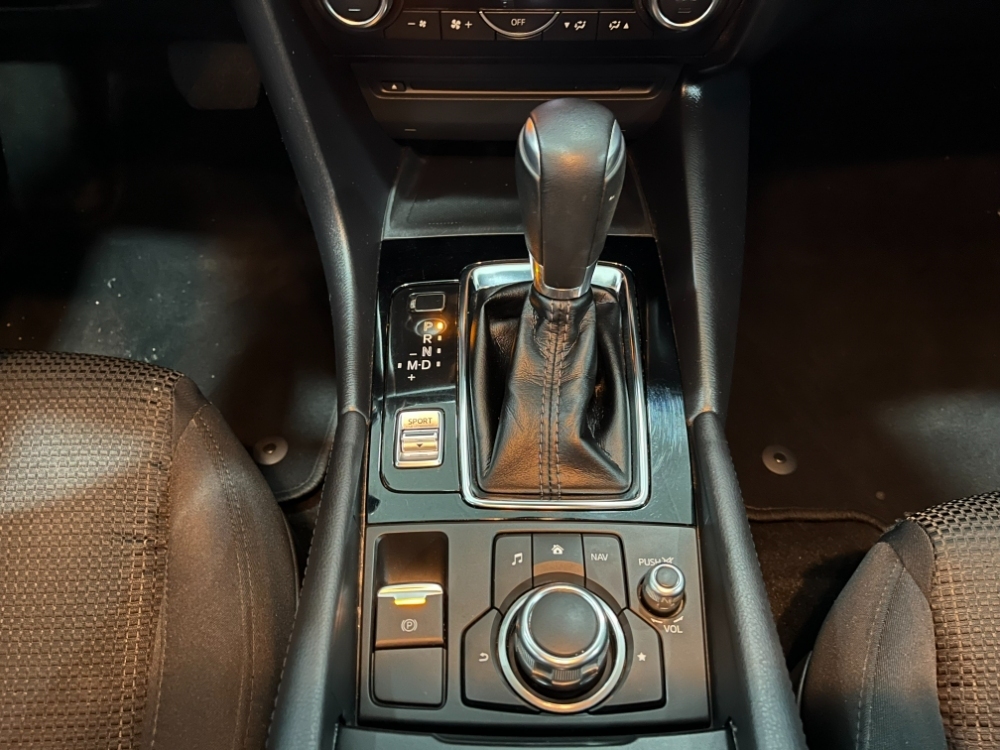 Mazda 3 Luxury foto 17