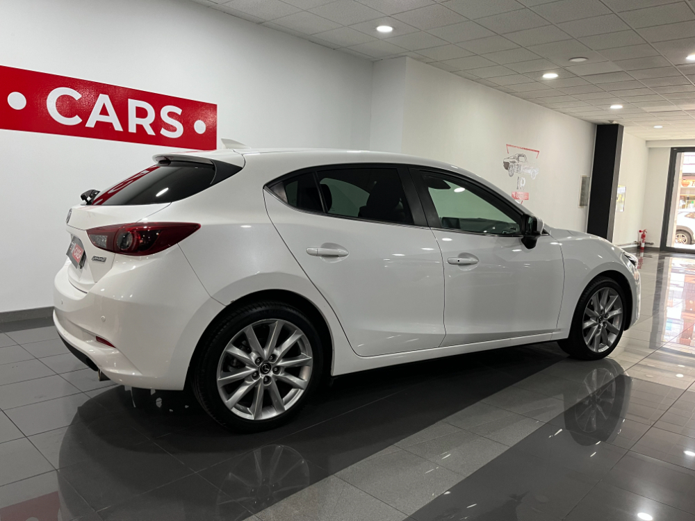 Mazda 3 Luxury foto 18