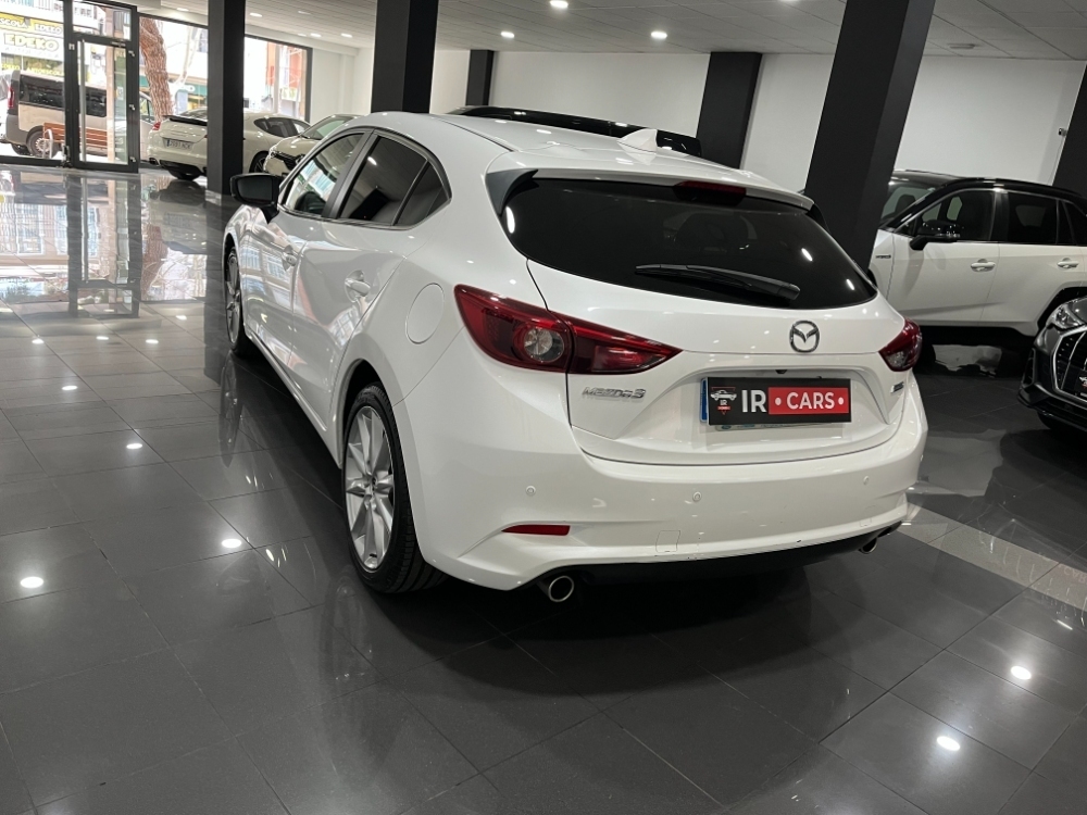 Mazda 3 Luxury foto 23