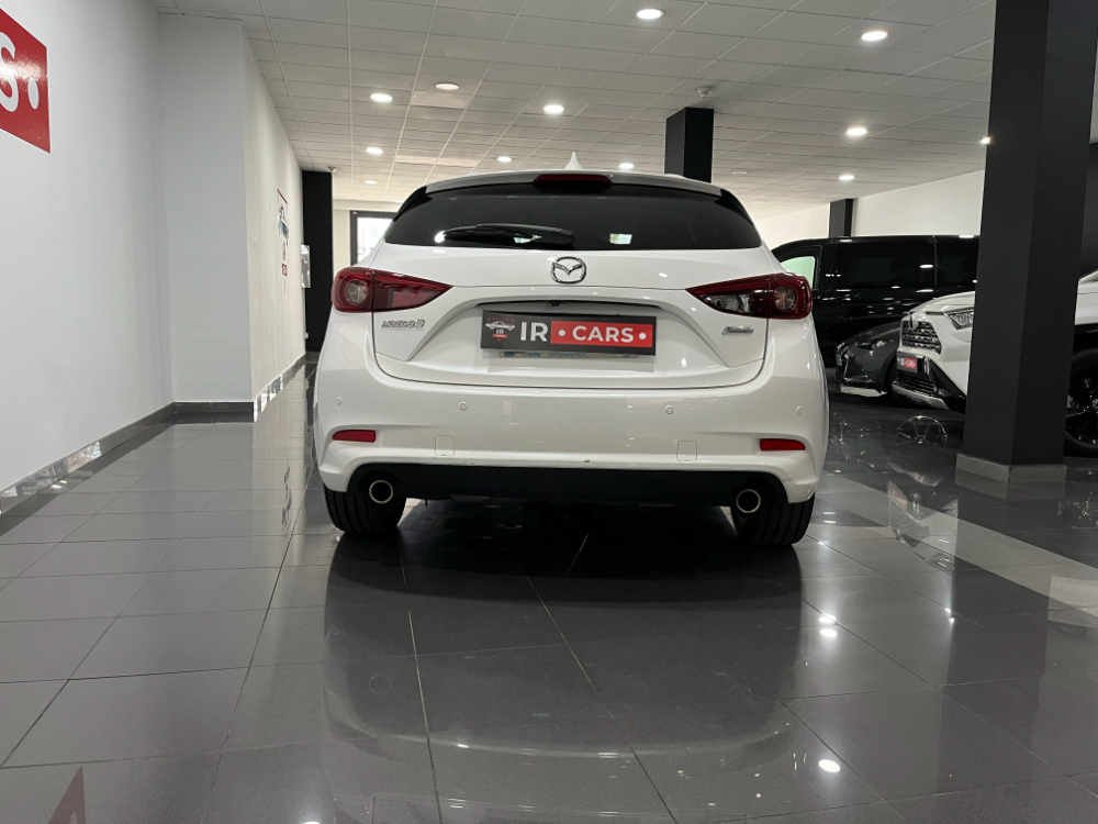 Mazda 3 Luxury foto 25