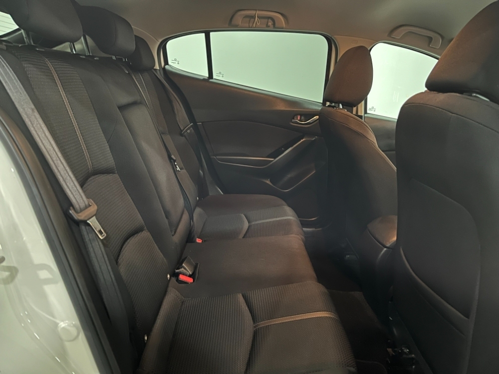 Mazda 3 Luxury foto 9