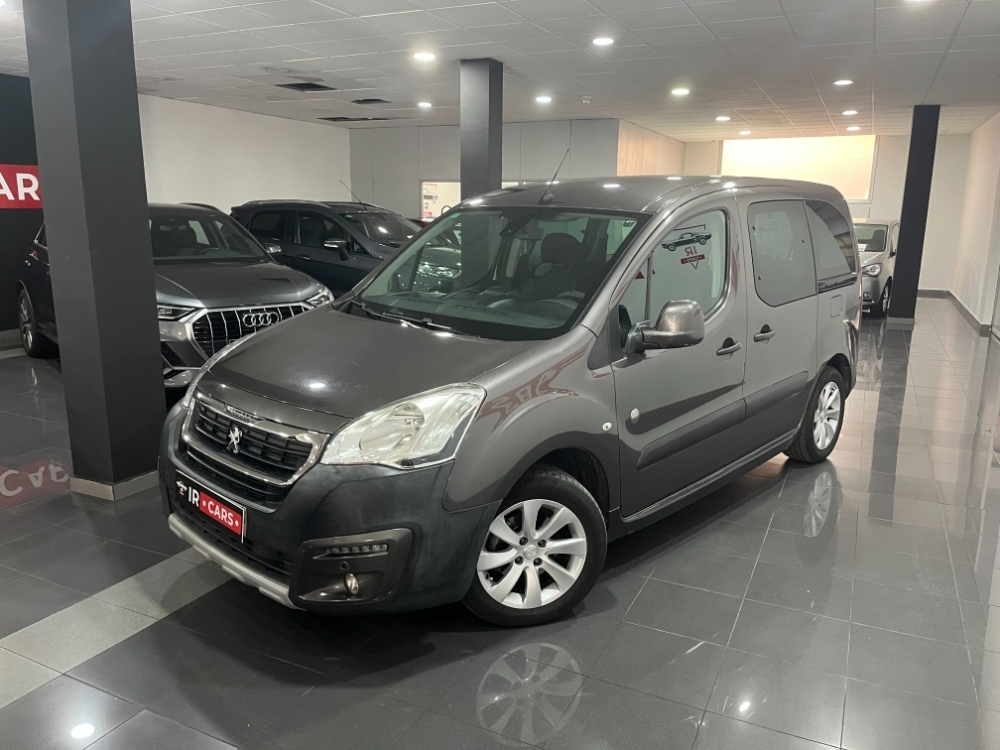 Peugeot Partner Outdoor foto 2