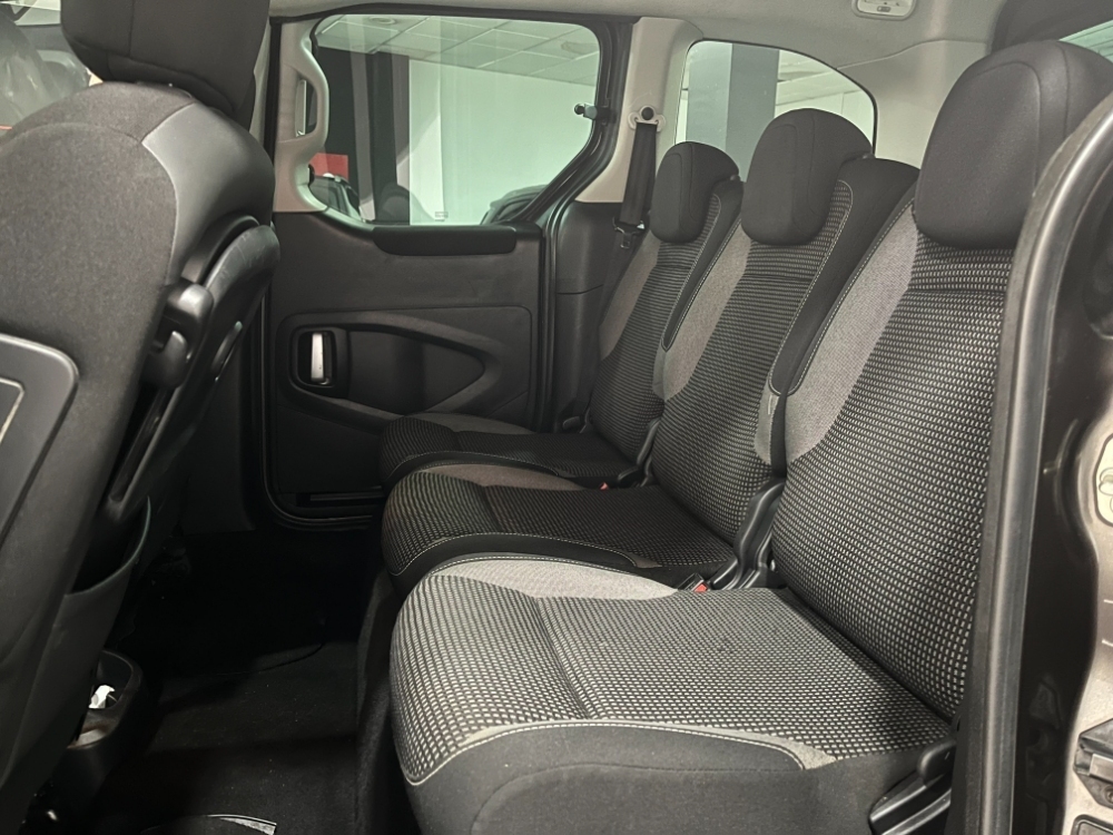 Peugeot Partner Outdoor foto 11