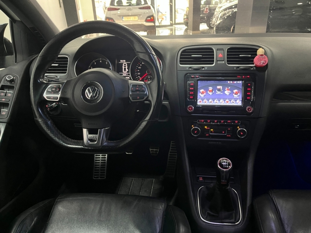 Volkswagen Golf VI GTI foto 18