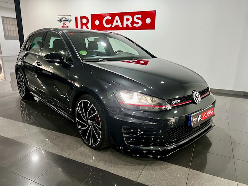 Volkswagen Golf VII GTD foto 10