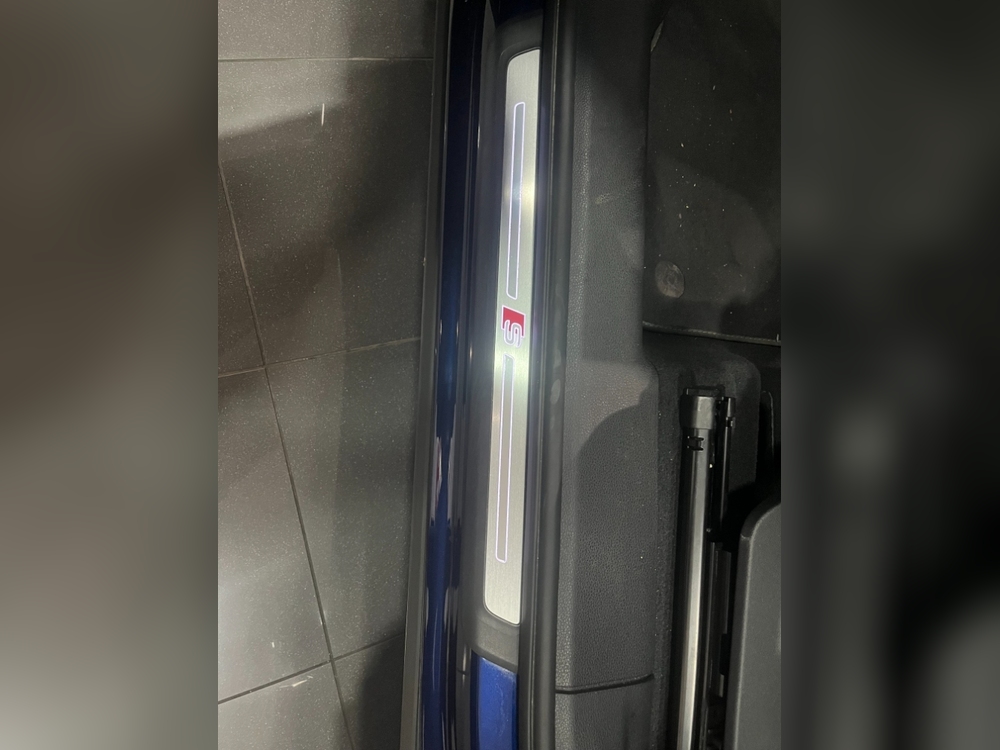 Audi Q3 35 TDI S line foto 19