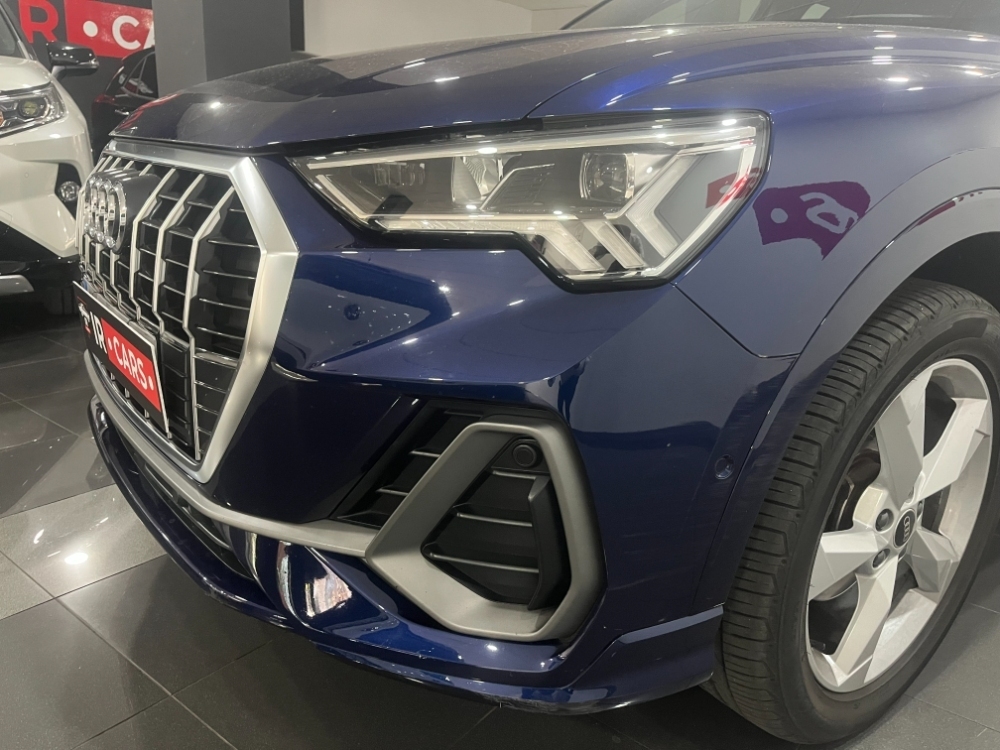 Audi Q3 35 TDI S line foto 24