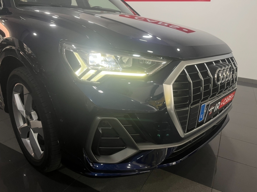 Audi Q3 35 TDI S line foto 29