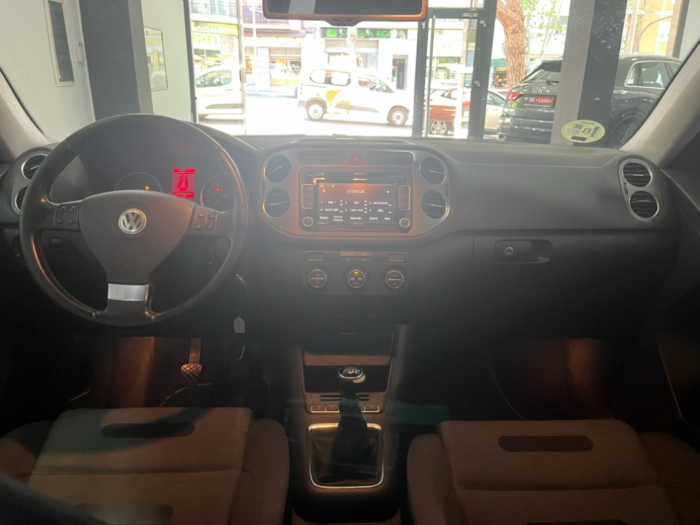 Volkswagen Tiguan Sport 4Motion foto 17