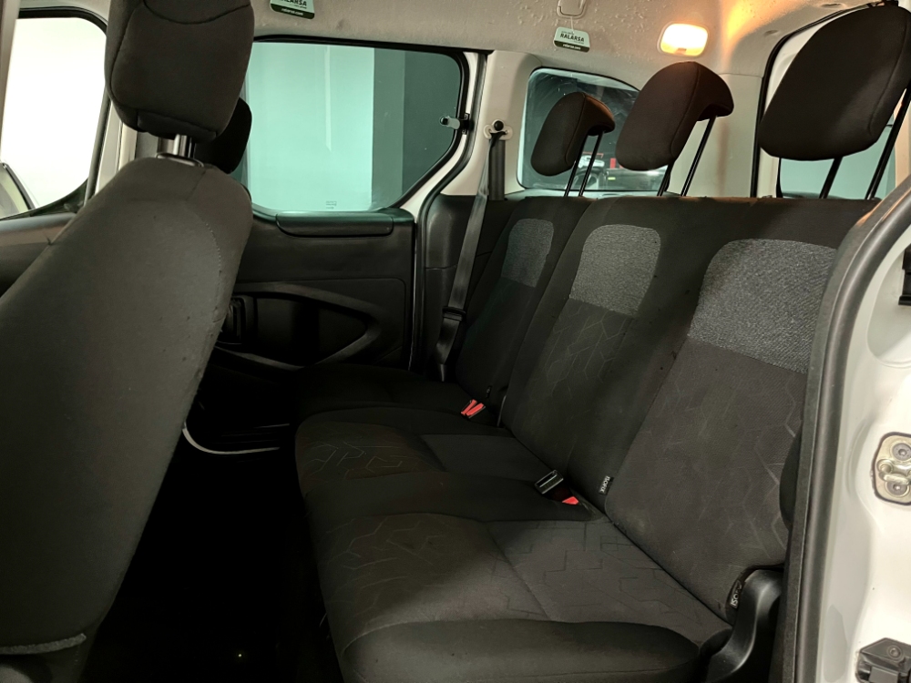 Peugeot Partner Style foto 15