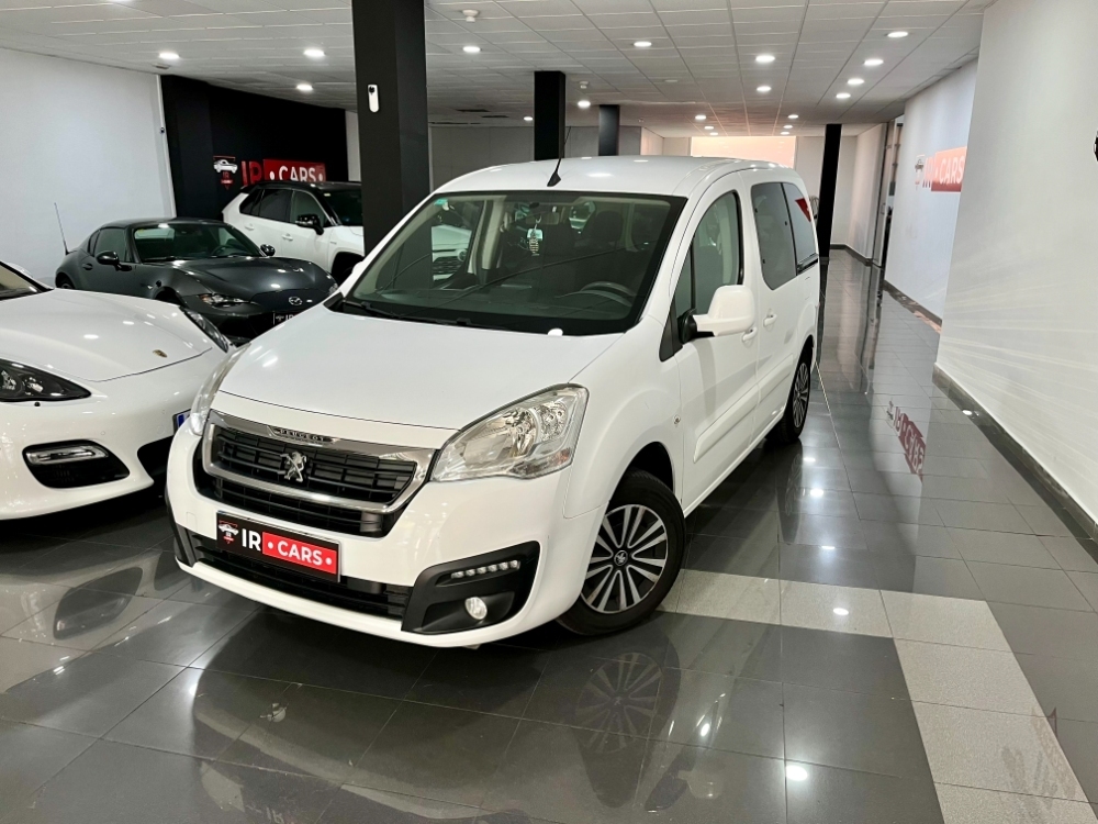 Peugeot Partner Style foto 4