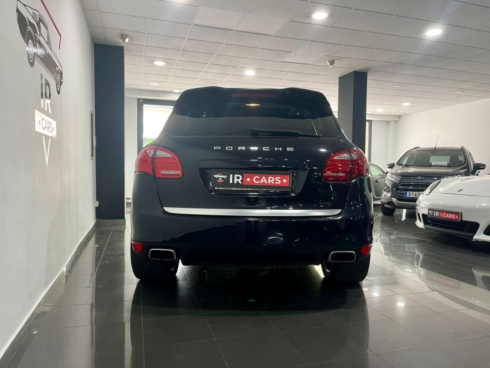 Porsche Cayenne Basis foto 20