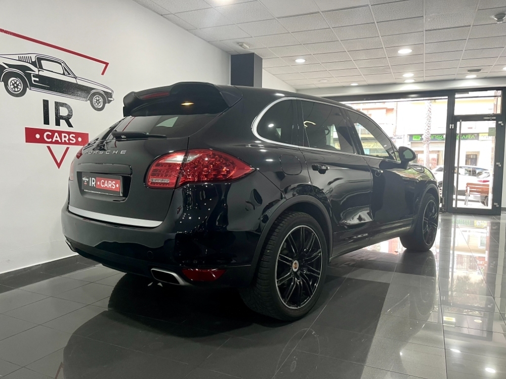 Porsche Cayenne Basis foto 24