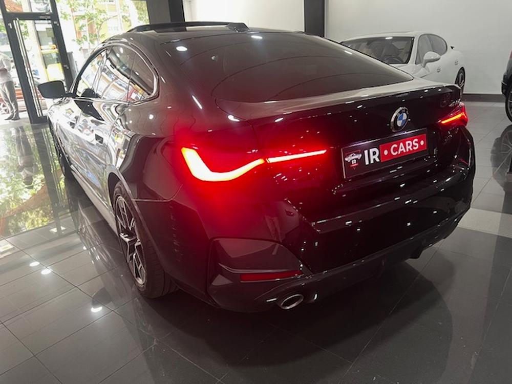 BMW Serie 4 Coupe 420 d M Sport foto 4