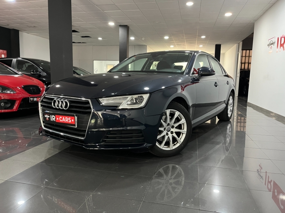 Audi A4 advanced edition foto 2