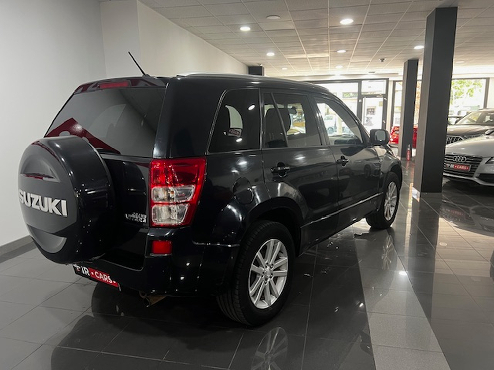 Suzuki Grand Vitara 2.0 JLX-A (5-ptas.) foto 21