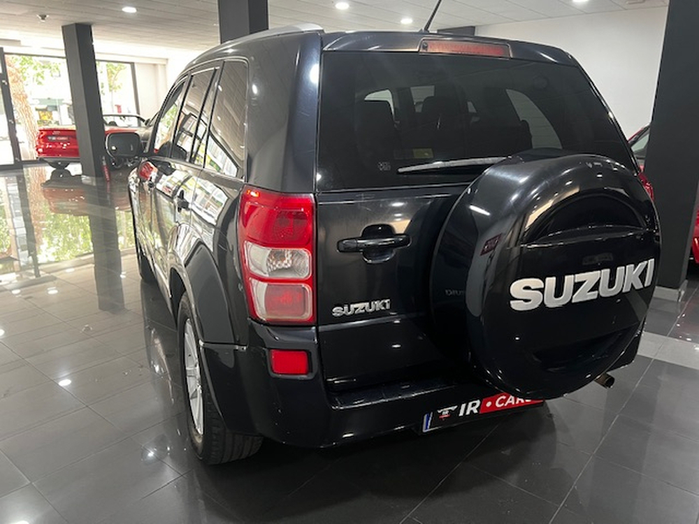 Suzuki Grand Vitara 2.0 JLX-A (5-ptas.) foto 6