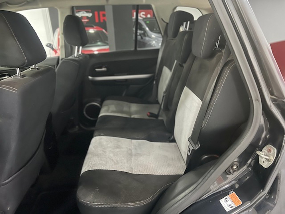 Suzuki Grand Vitara 2.0 JLX-A (5-ptas.) foto 11