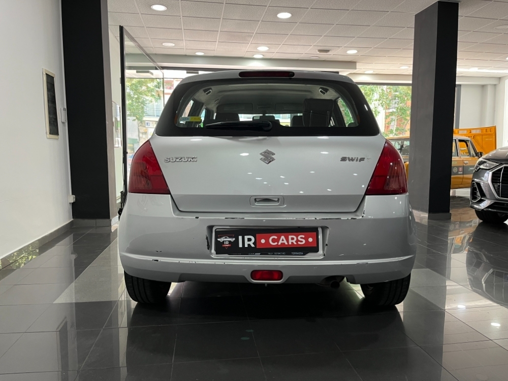 Suzuki Swift GL (5-ptas.) foto 4