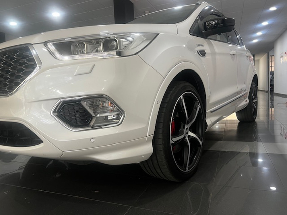 Ford Kuga Vignale foto 24