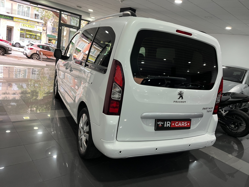 peugeot partner tepee foto 10