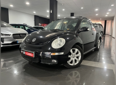 Volkswagen - New Beetle